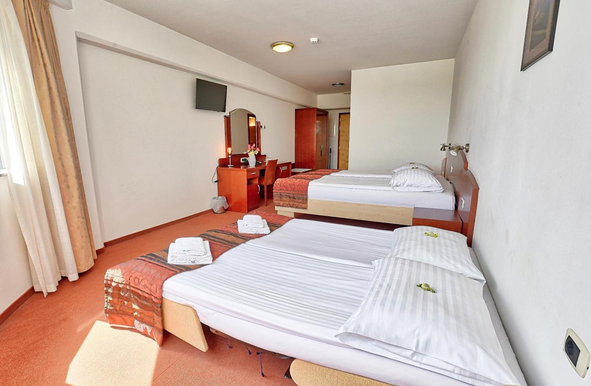 Hotel Krek Superior Lesce  Eksteriør billede
