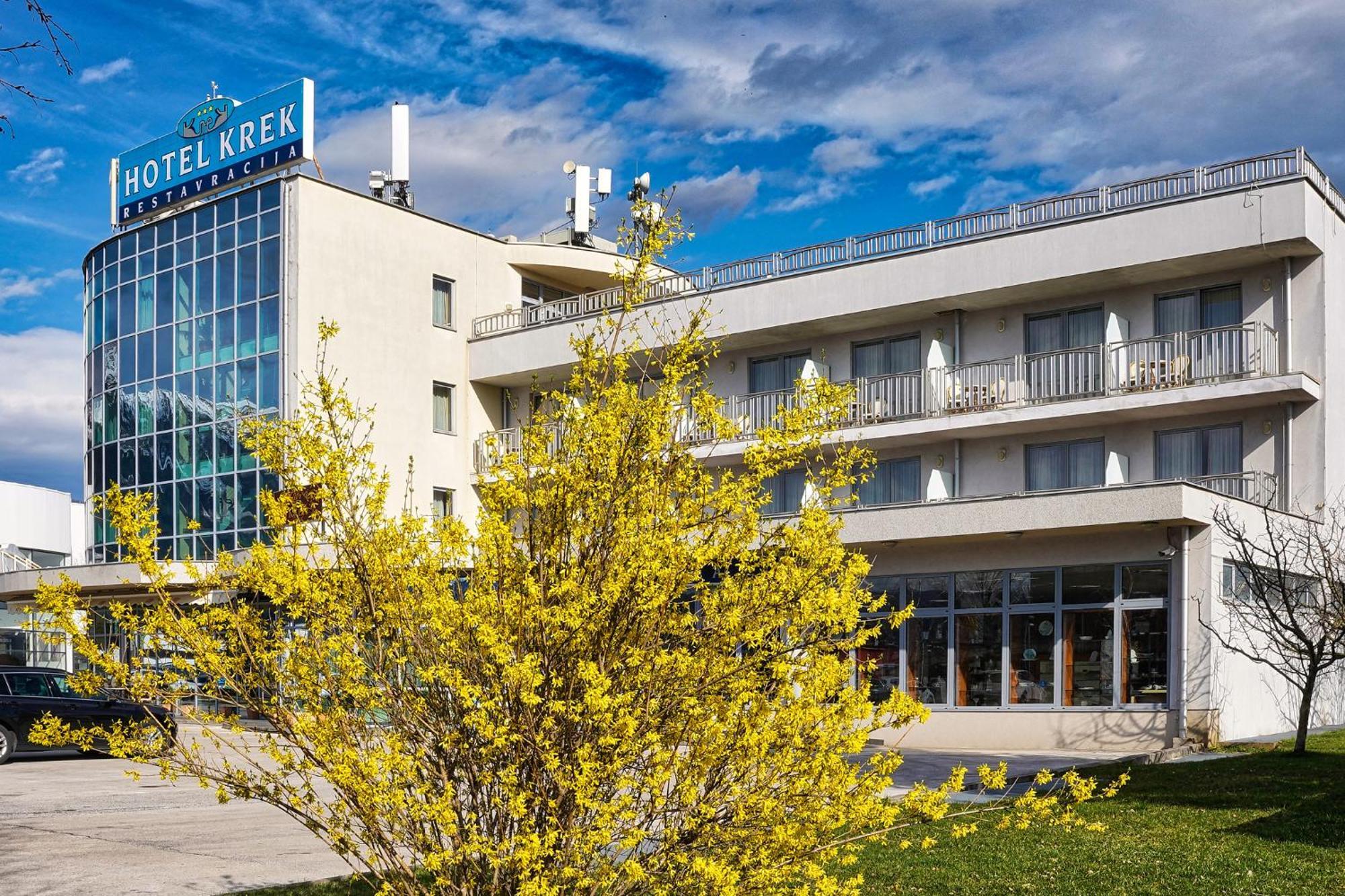 Hotel Krek Superior Lesce  Eksteriør billede